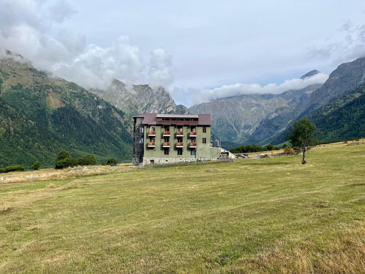 Hotel Lamala Mazeri 外观 照片